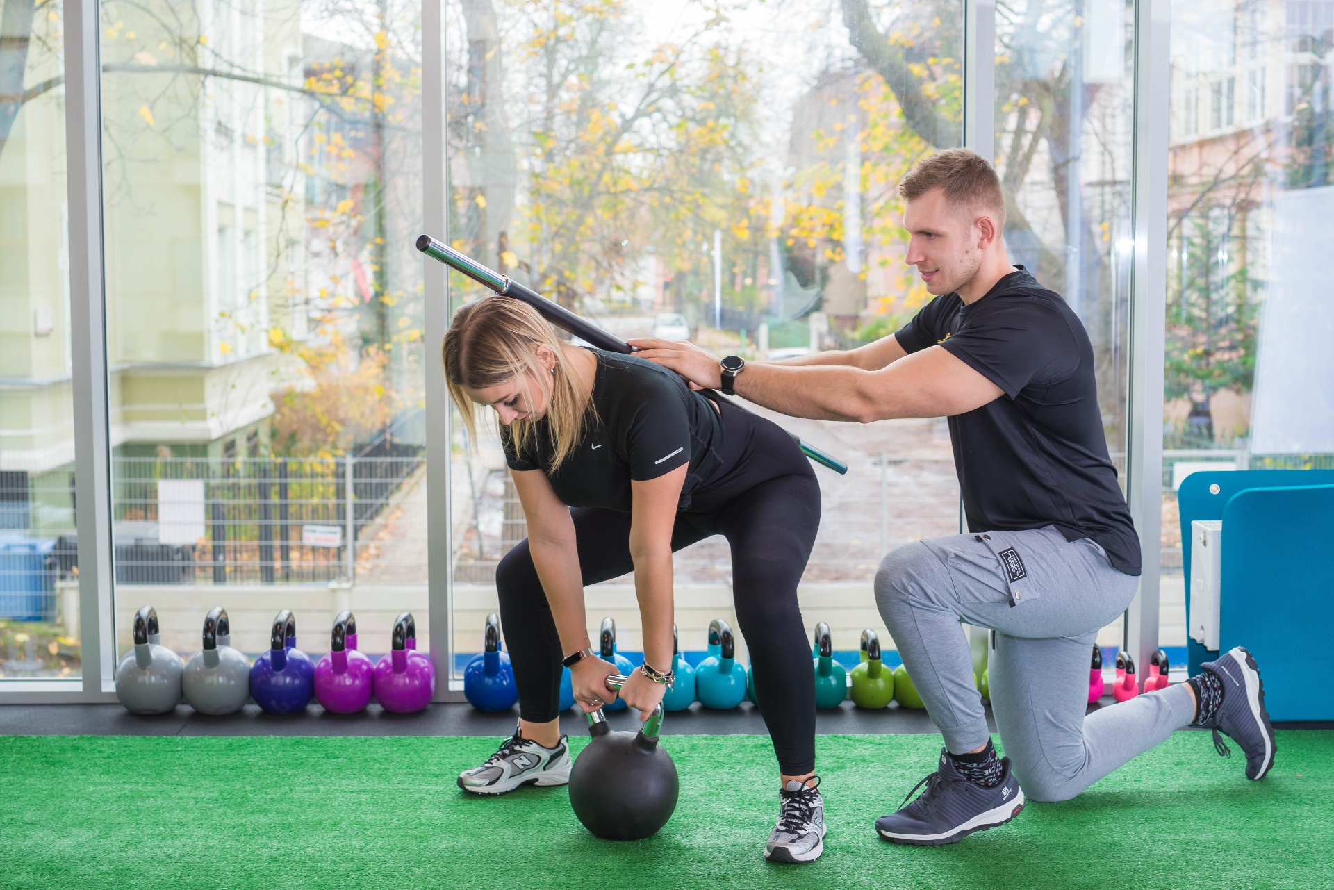 Trening z kettlebell w studio Smart Body Trainer